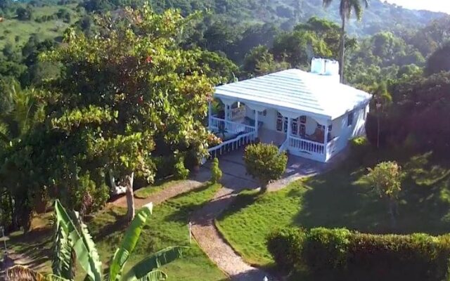 Casa Blanca Samana