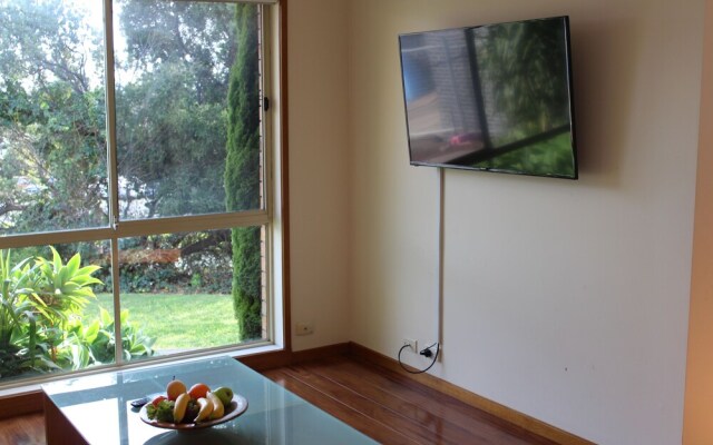 Australian Home Away @ East Doncaster Andersons Creek 1