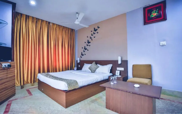 OYO 9265 Blue Lagoon Premium Hotel