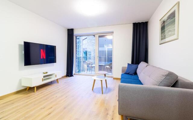 Mind Retreat Apartment, By Cohost