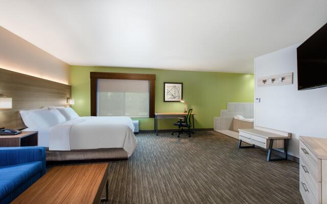 Holiday Inn Express Hotel & Suites Lewisburg, an IHG Hotel