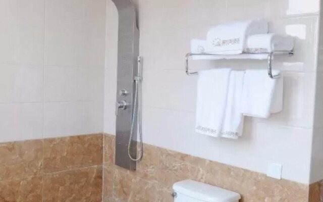 Home Inn Plus (Shenyang Shenbei University)