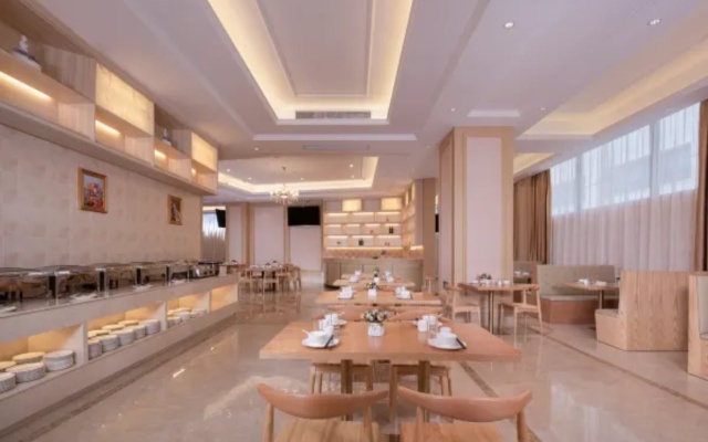 Vienna International Hotel (Guilin Seven Star Park, Polytechnic University, Dongxi Alley) — фото 4