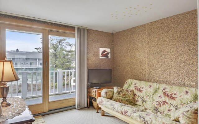 Atlantic Watergate #58 by Long & Foster