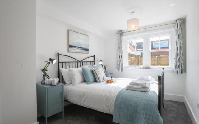 7 Old Grammar School, Leiston