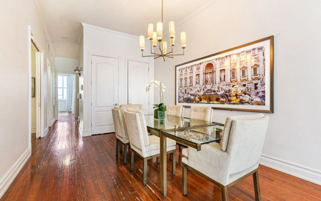 Luxury 4BR With Private Rooftop Deck