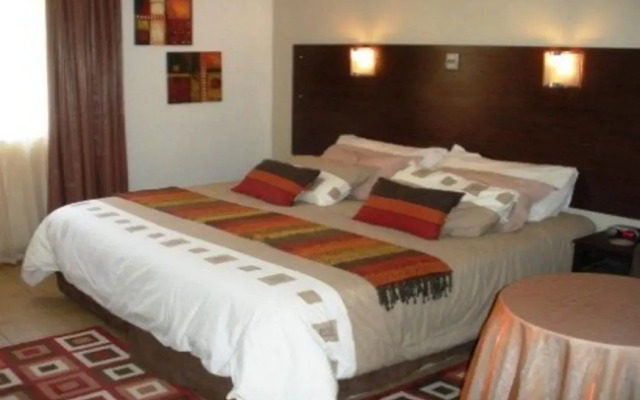 The Maple Village Guest Lodge Bed & Breakfast