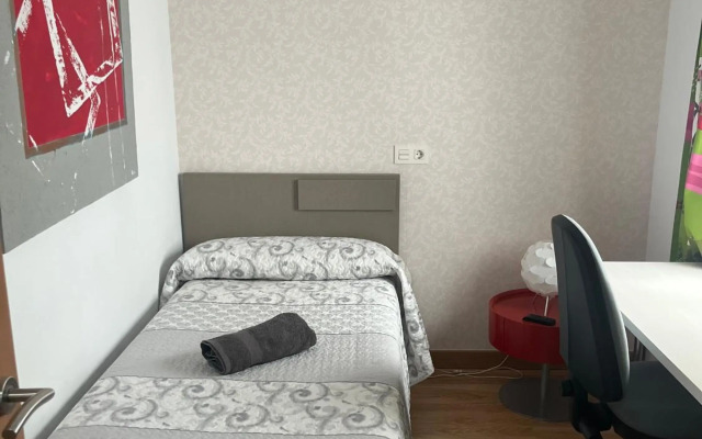 Bonito apartamento en Granada (zona palacio congresos y metro)