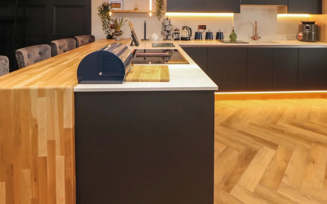 Netherdale Penthouse