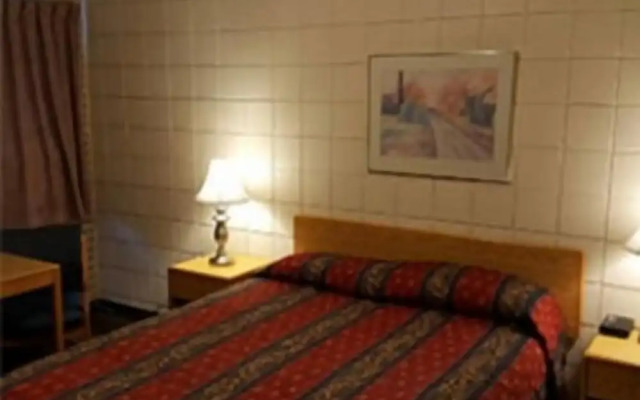 Safari Inn Motel