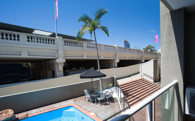 Riverside Hotel Southbank