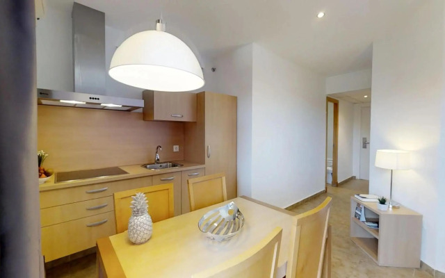 Leo Punta Umbria III - Adults Only