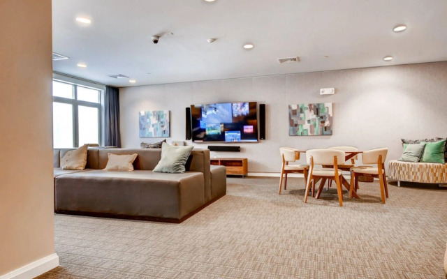 Global Luxury Suites at the Charles River