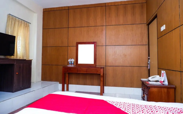 OYO 1002 Hotel Elizabeth