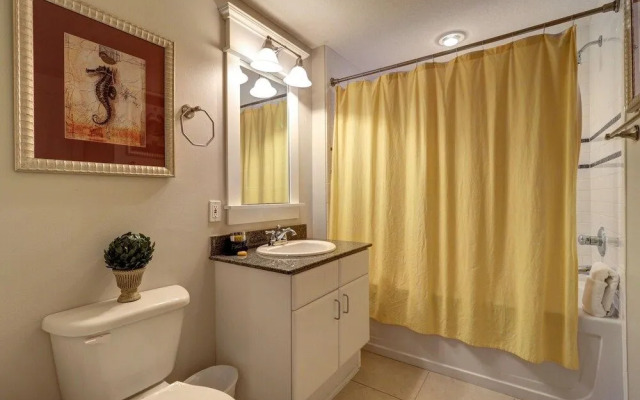 Grand Panama by Blueswell