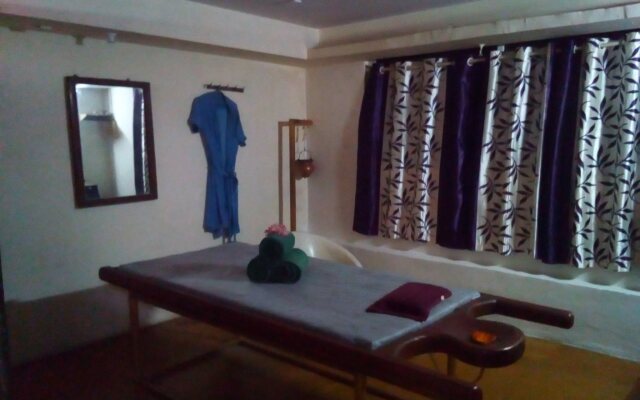 Gourish Resort
