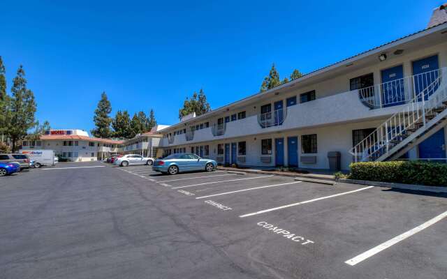 Motel 6 San Dimas, CA - Los Angeles