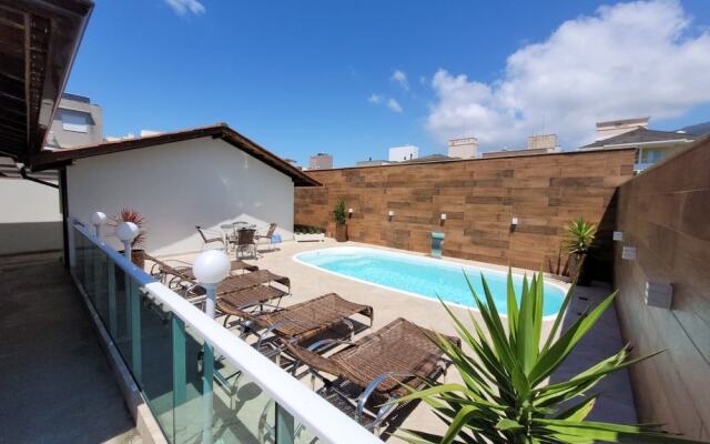 Casa Master com Piscina Gov Celso Ramos