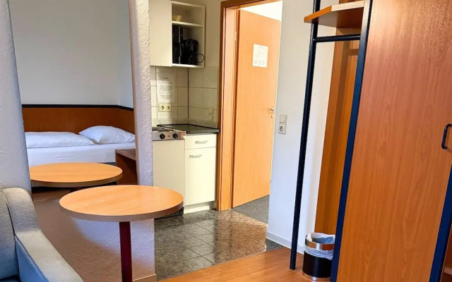 KEYLESS Boardinghouse