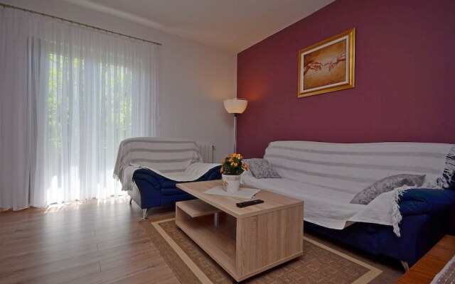 Apartment Rade