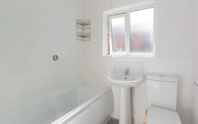 Townhouse @ 27 Electricity St Crewe