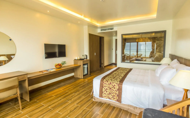 Coral Bay Resort