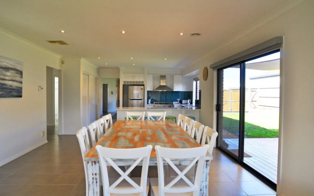 Plovers Rest - Surf Side - Free Wifi