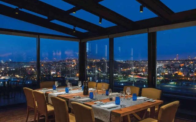 Mövenpick Hotel Istanbul Golden Horn