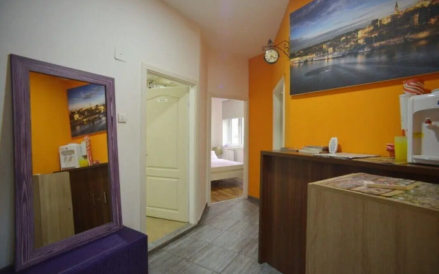 Hostel Stella Di Notte