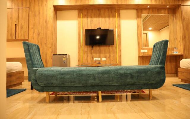 Hotel Sree Kubera Grand