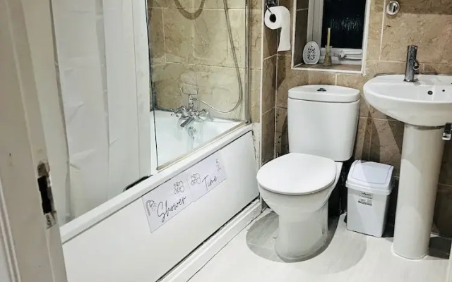 3bedroom- Near to Station-private Garden-wifi