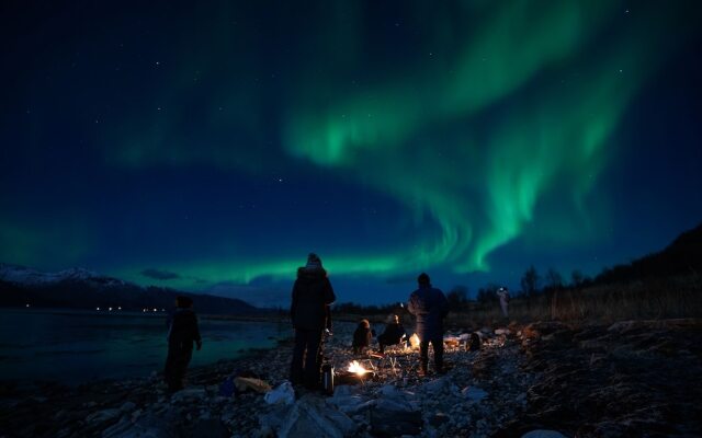 Arctic Rooms Aurora