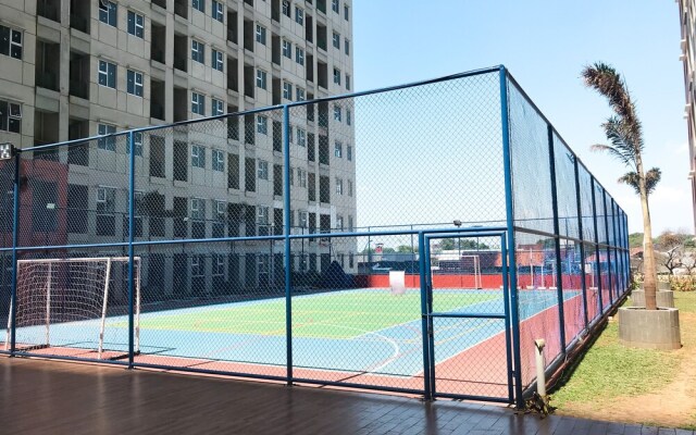 Fancy And Comfy Studio Apartment At Transpark Juanda Bekasi