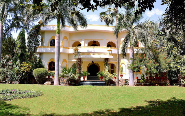 Raj Palace Resort