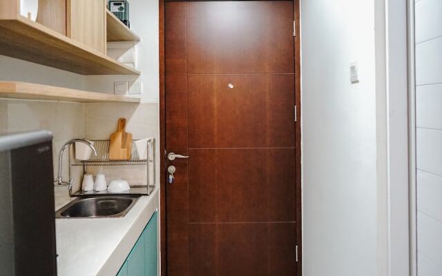 Comfortable and Beautiful Studio Apartment @ Springwood Residence