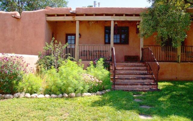 5bd Historic Pink House