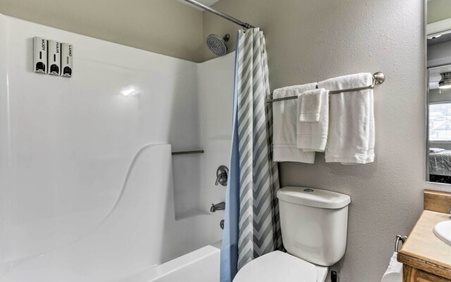 Lead Vacation Rental ~ 17 Mi to Sturgis