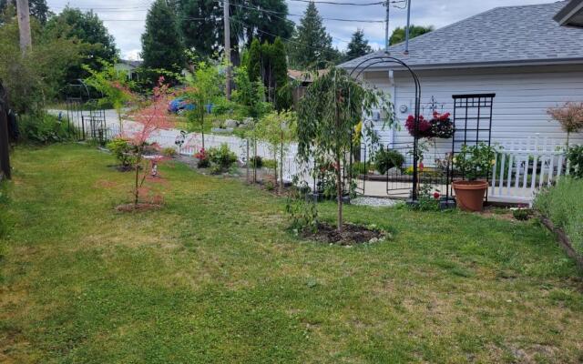 JoyVeal’s Homey Place