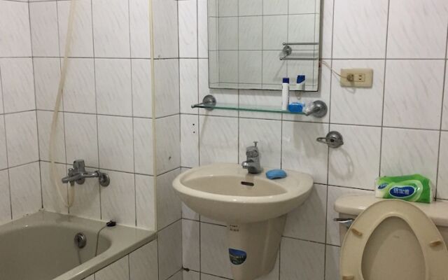 Taoyuan Airport BNB