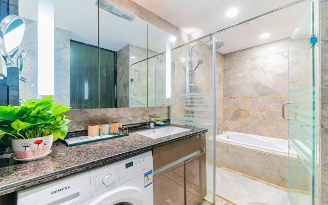 Cloudy International Apartment