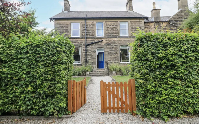 Deeley House