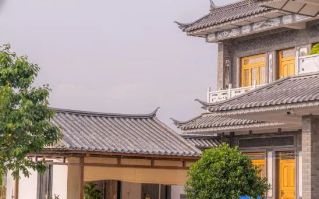 Qiuying Lianju · Banyinju Inn (Xizhou Ancient Town Branch) – Exterior – Dali