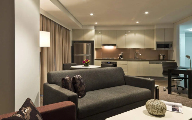 Meriton Suites Adelaide Street, Brisbane