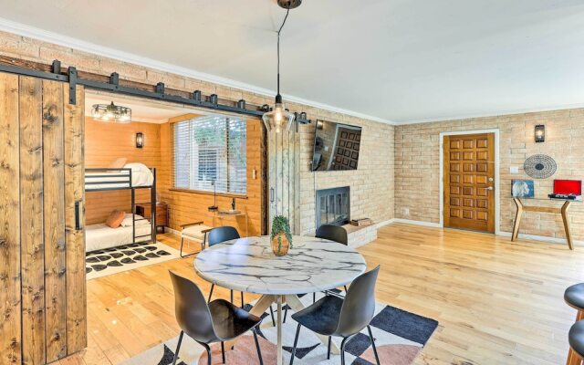 Stunning Old Town Condo: Pool & Sunset Views!