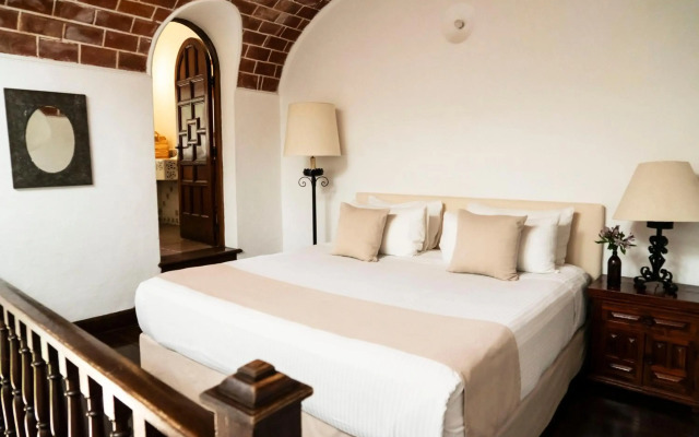 Posada del Tepozteco - Hotel & Gallery