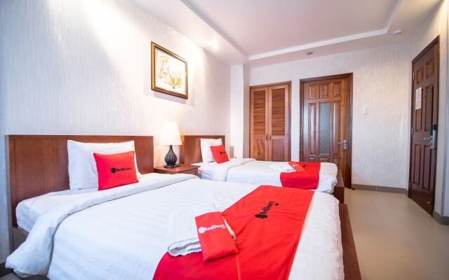 Premium White Lion Hotel