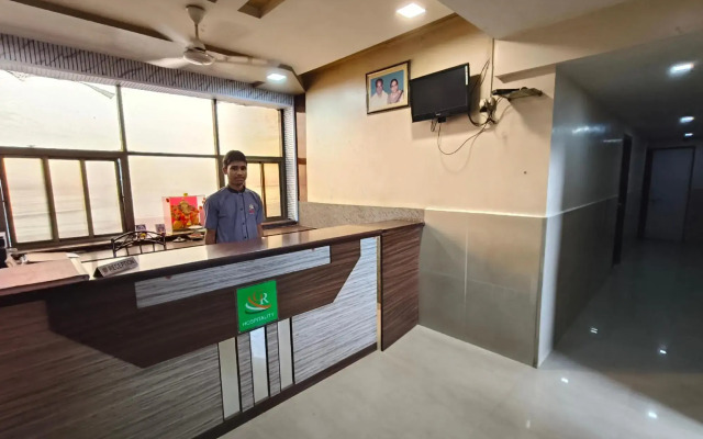 Hotel Girija Residency