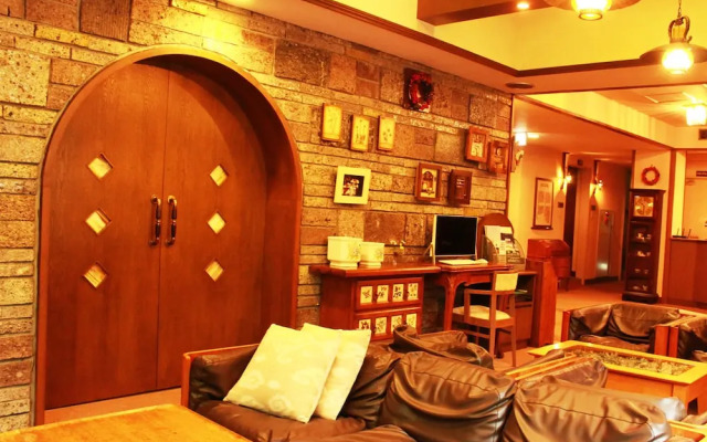 Hotel Astoria (Nagano)
