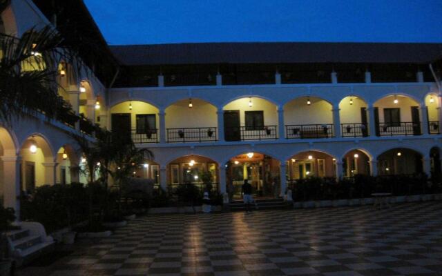 Hotel Kumararraja Palace
