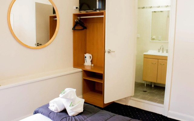 Gardners Inn Hotel